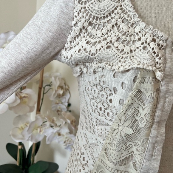 BKE Ivory Cardigan w/ Lace Back Boho Y2K Fashion - Picture 4 of 10